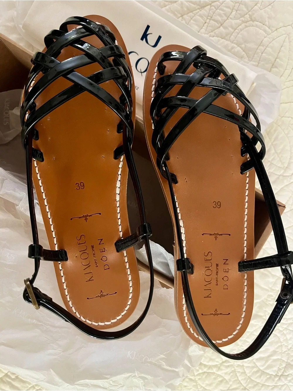 NIB Dôen and K.Jacques Black Patent Leather Peche Sandals in Noir Size 39